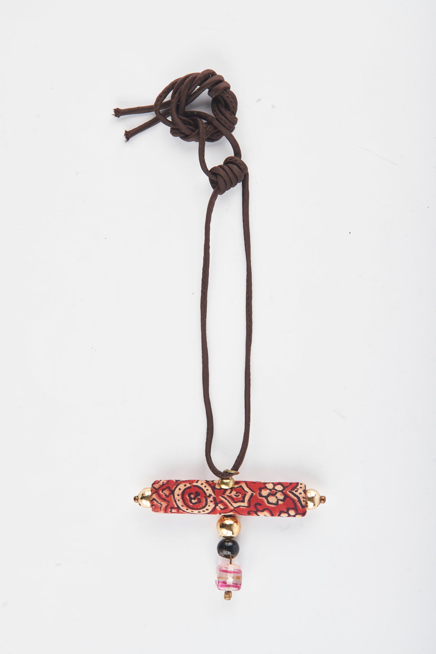 Red Pendant With Brown Fabric Dori - Necklace