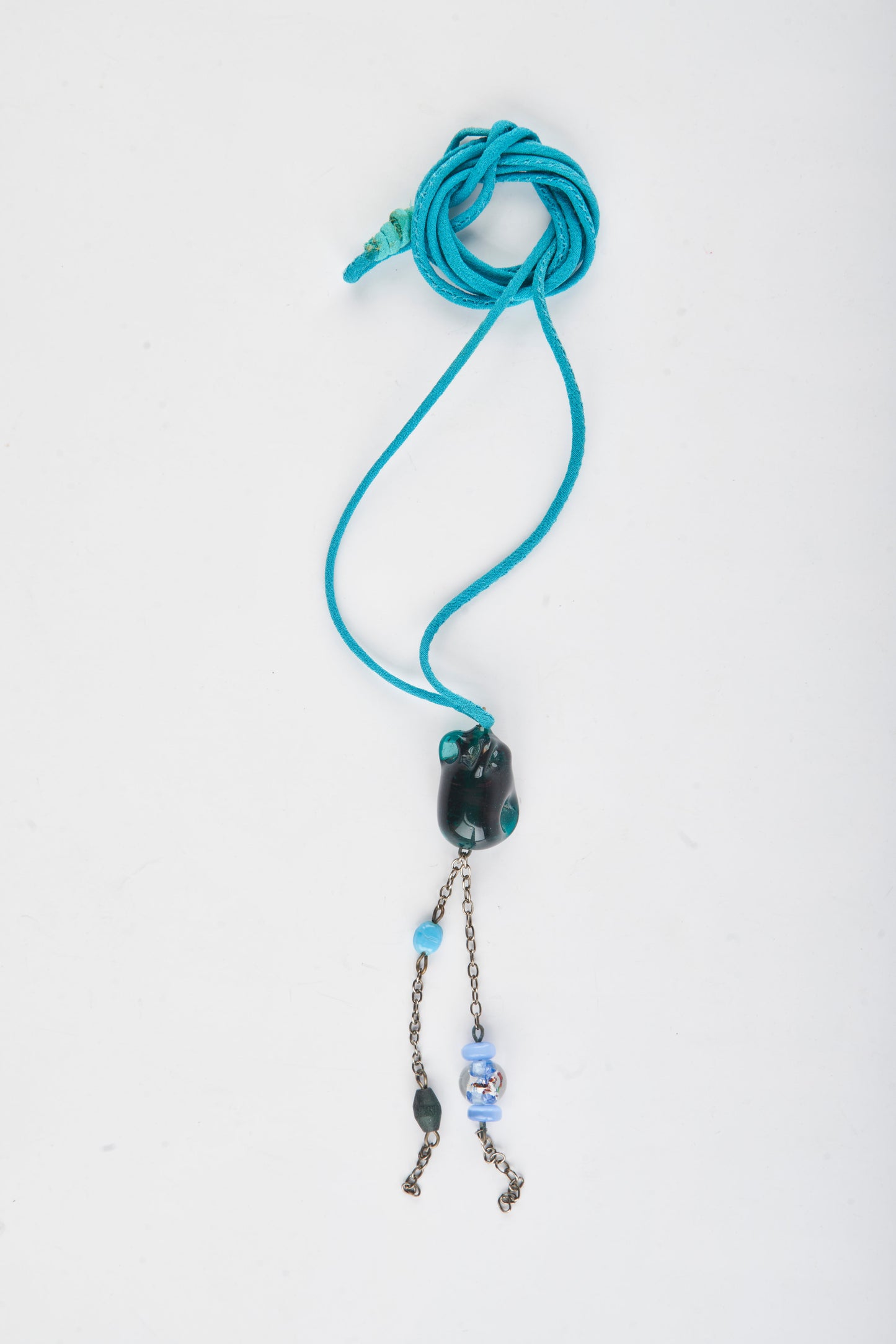 Black Stone With Blue Fabric Dori - Necklace